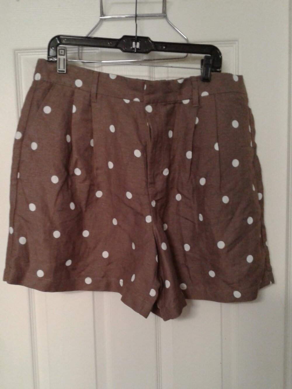Liz Claiborne Brown/White Polka Dot Shorts   Size 16